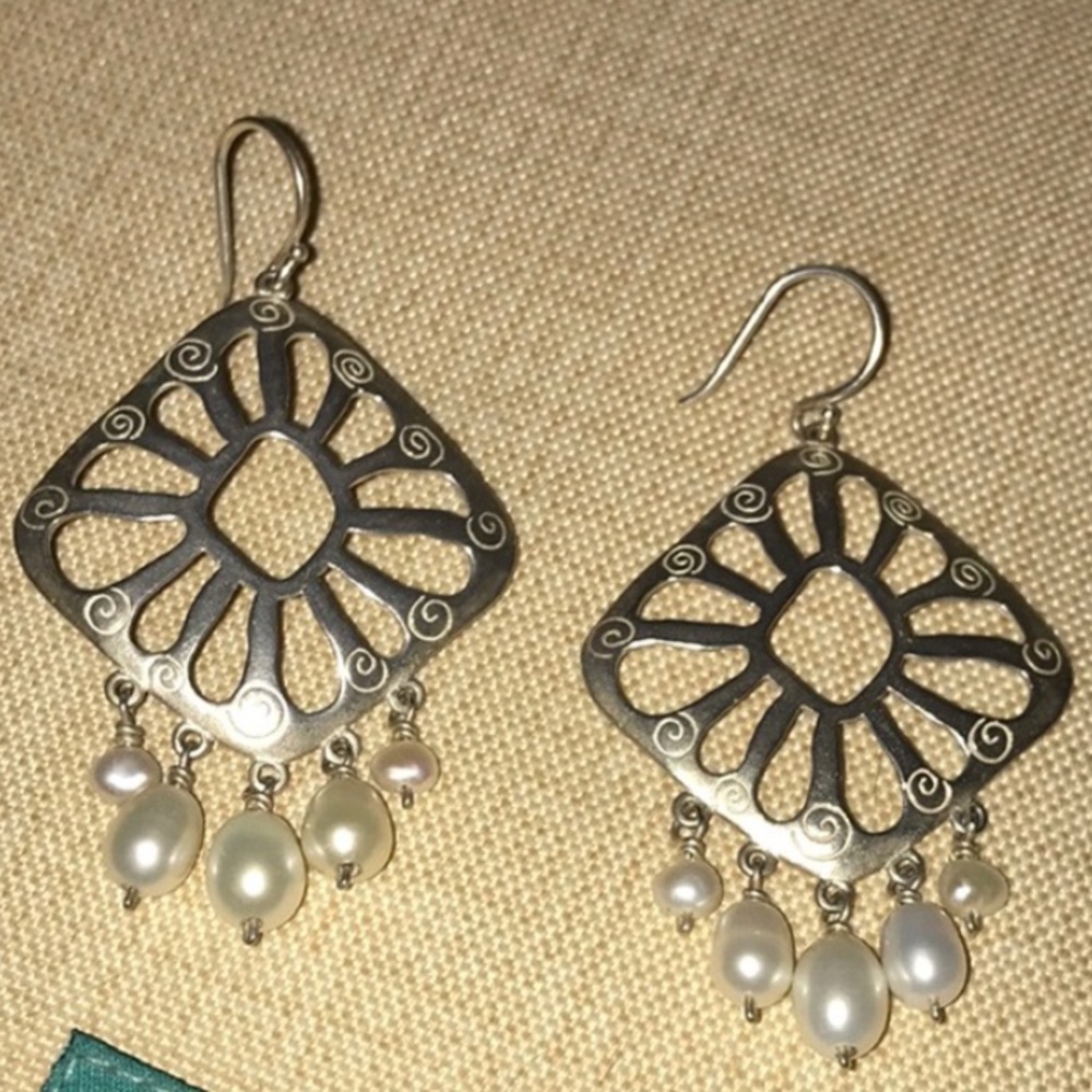Silpada Earrings Sterling Silver cut out design with drop pearls - Picture 2 of 2
